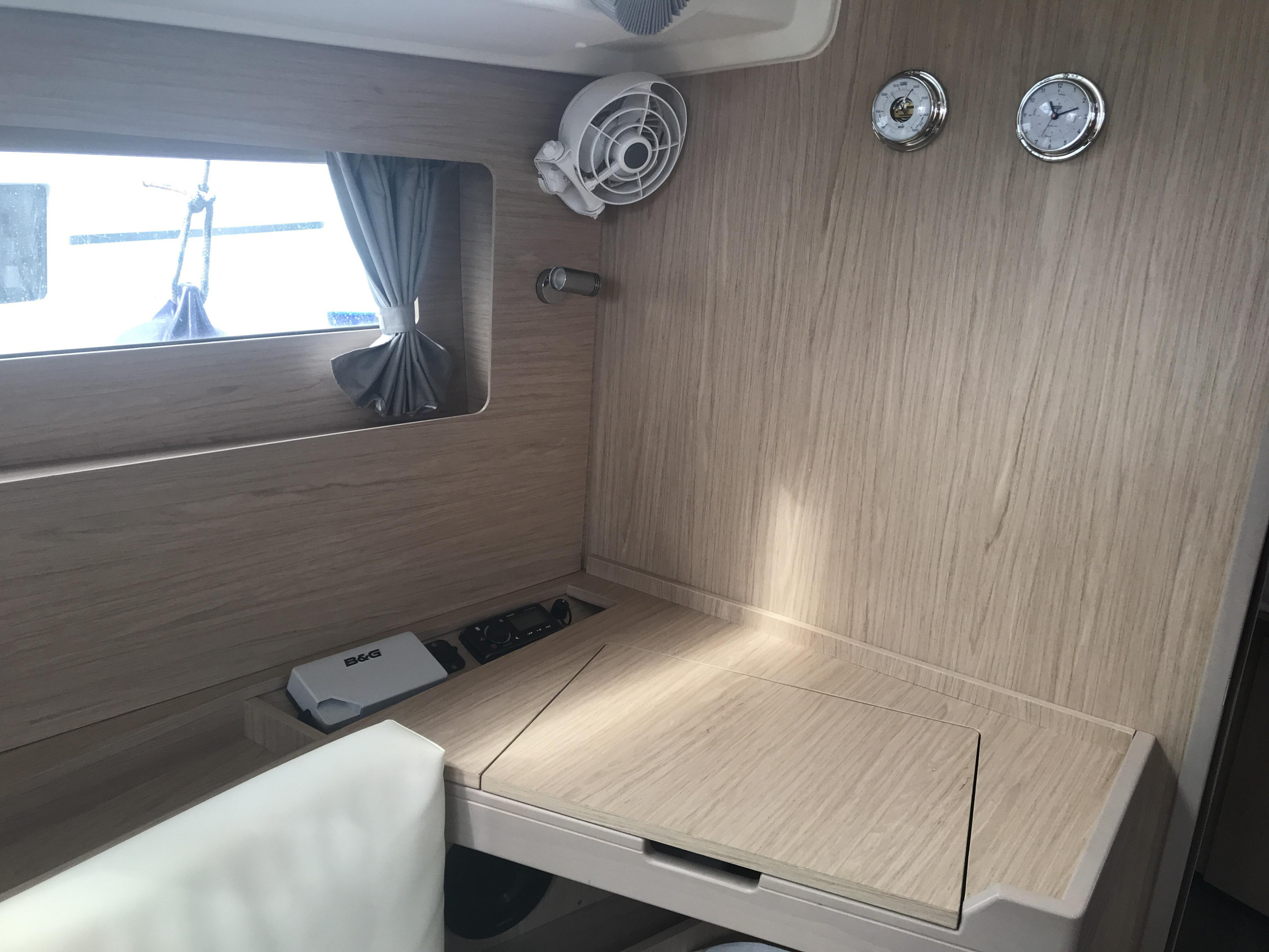 Oceanis 41.1 — photo 13