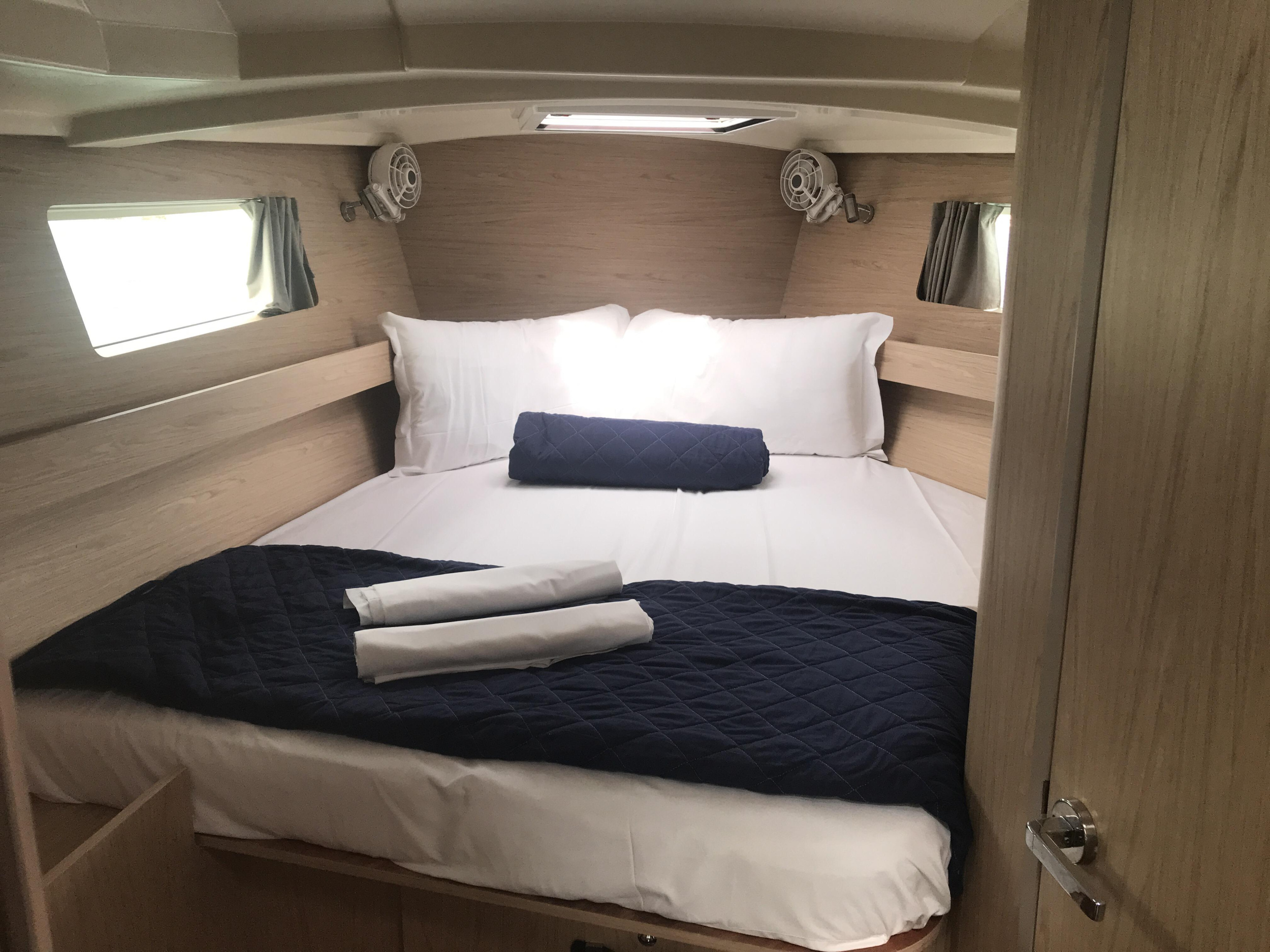 Oceanis 41.1 — photo 7