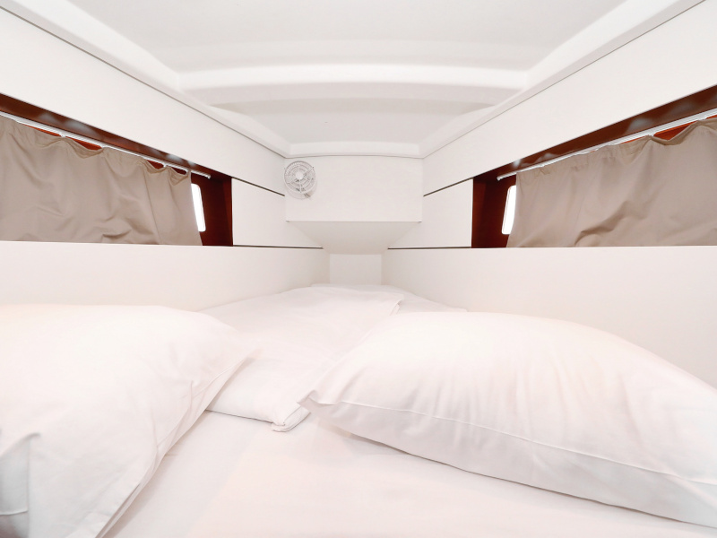 Oceanis 35.1 — photo 43
