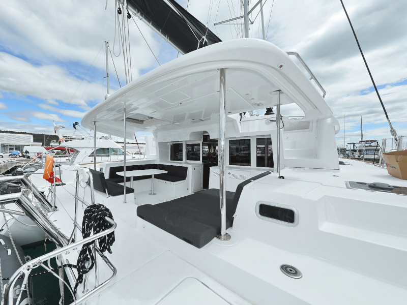 Lagoon 450 F — photo 29