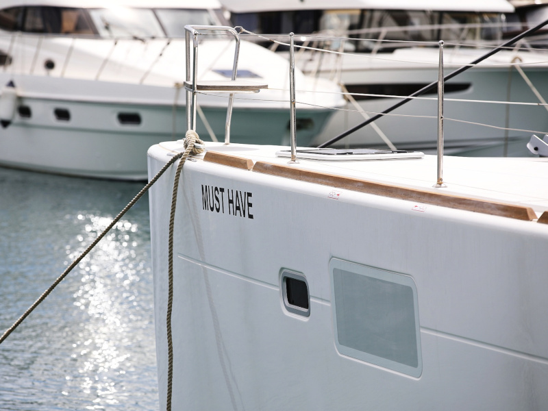 Lagoon 450 F — photo 3