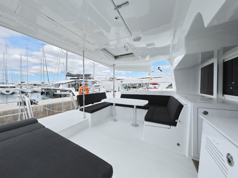 Lagoon 450 F — photo 48