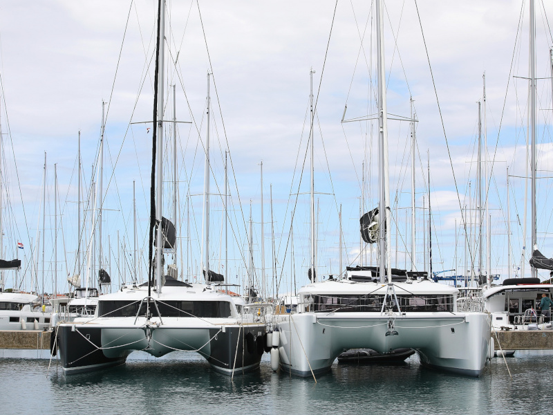 Lagoon 450 F — photo 46