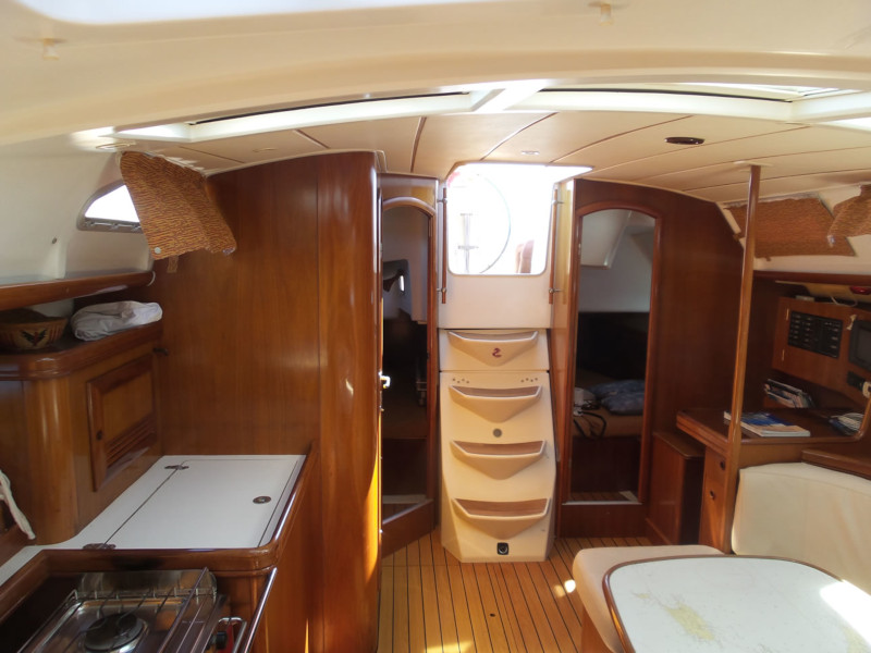 Oceanis 393 Clipper — photo 17