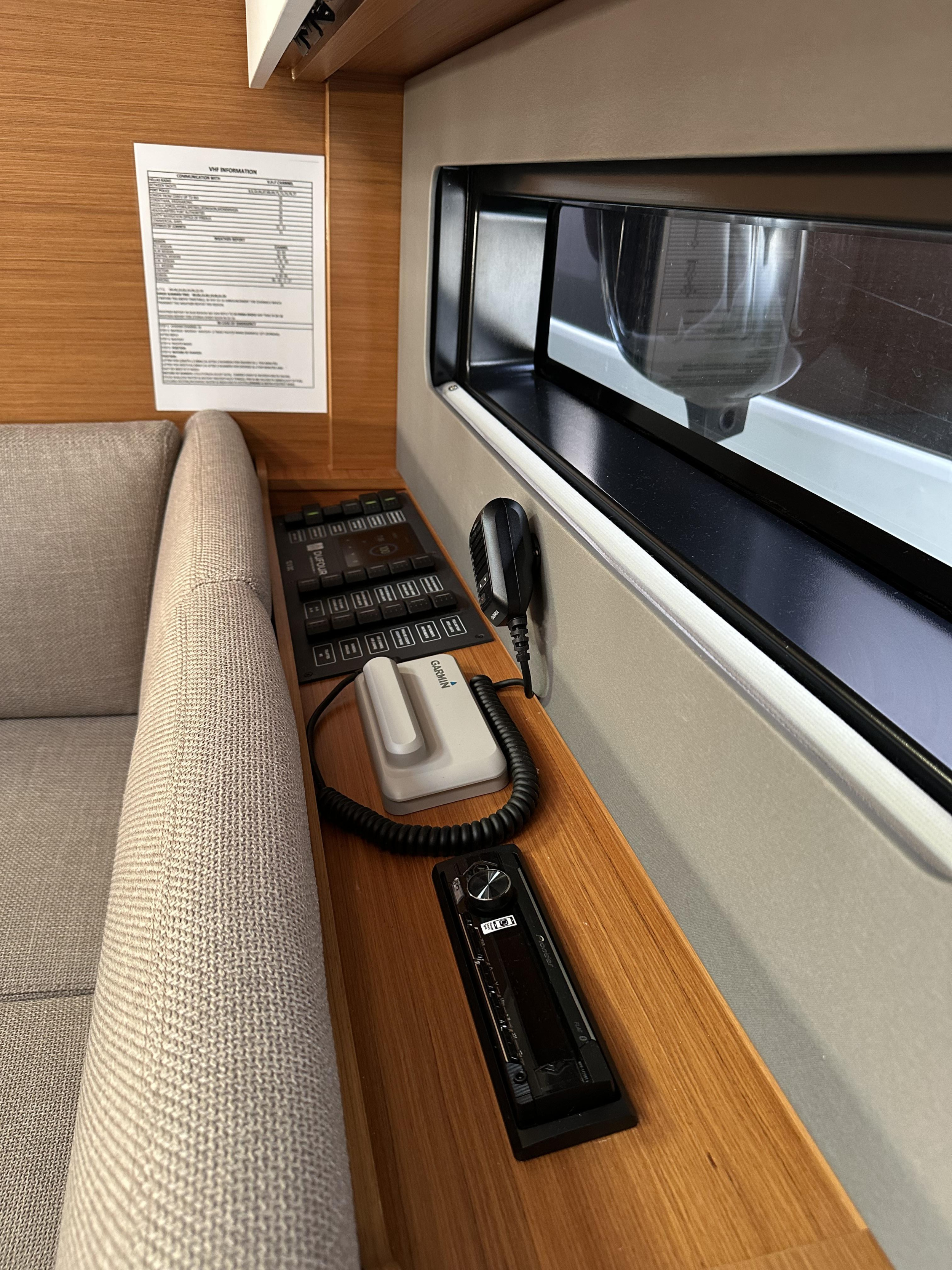 Dufour 41 — photo 22