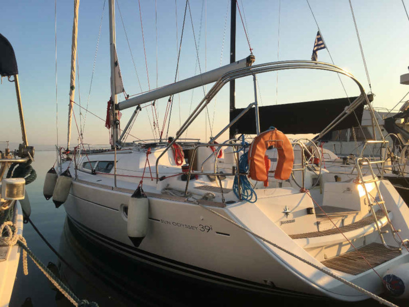 Sun Odyssey 39i — photo 1