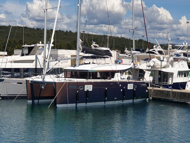 Lagoon 450 SporTop — photo 39