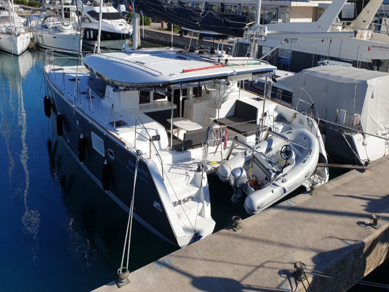 Lagoon 450 SporTop — photo 8