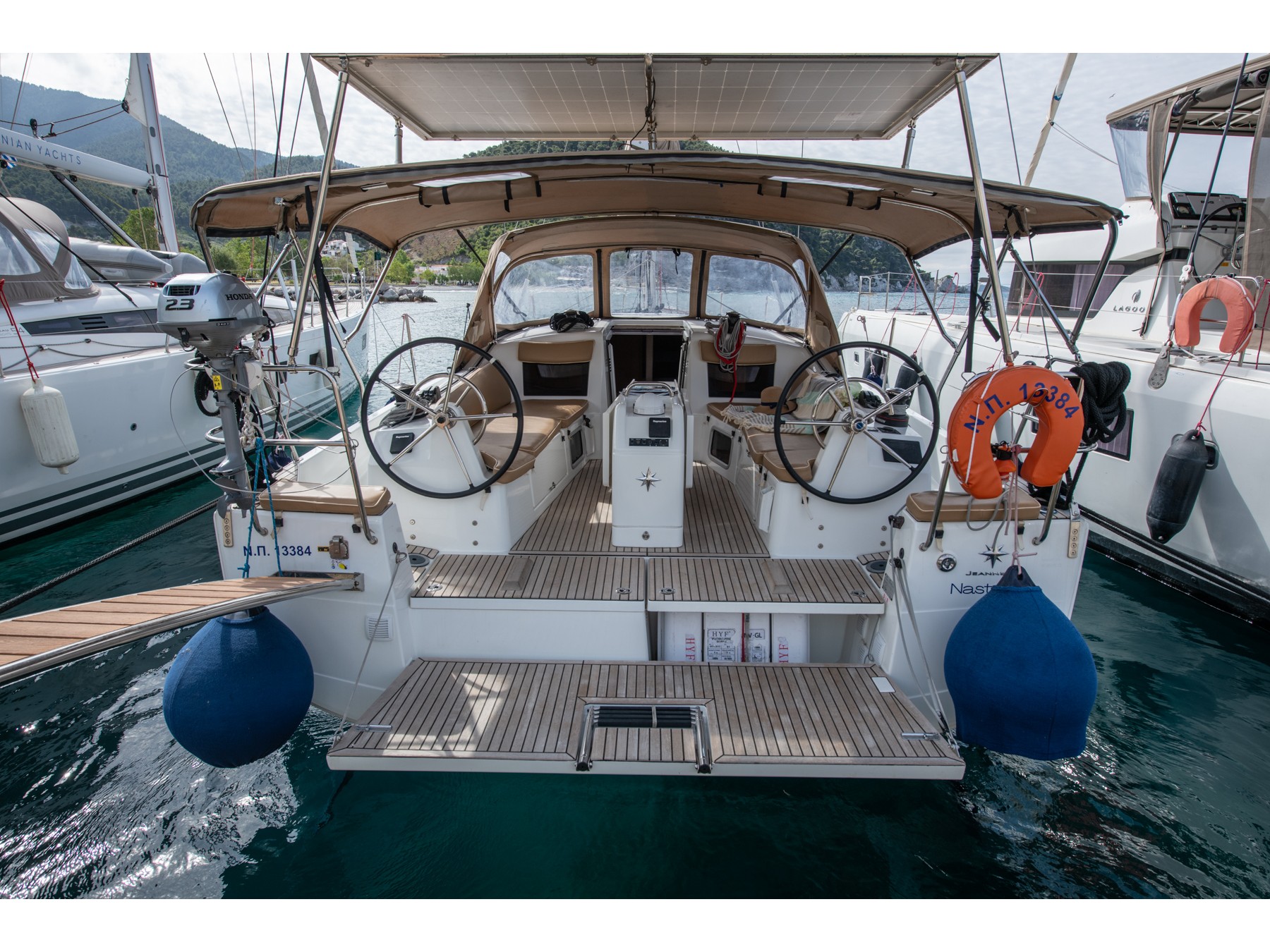 Sun Odyssey 410 — photo 1
