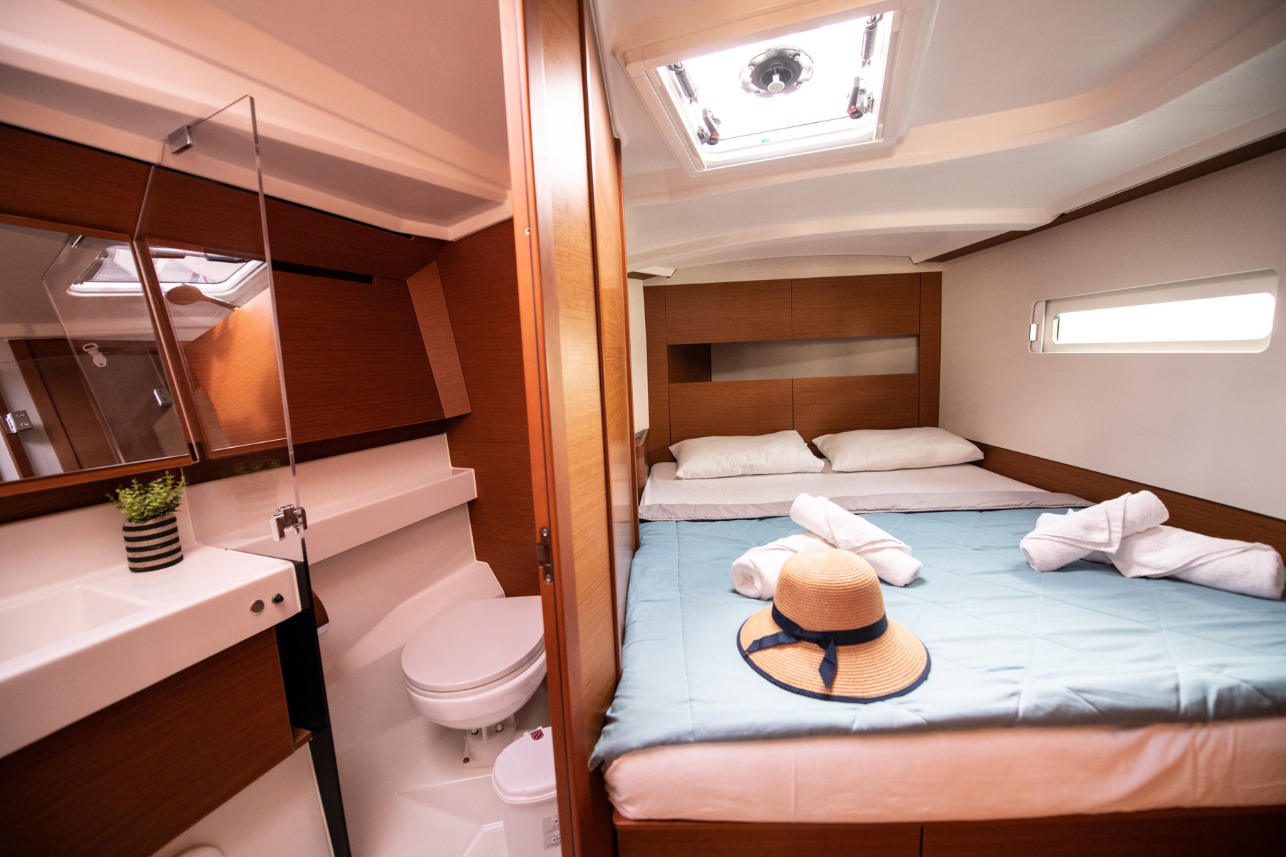 Sun Odyssey 410 — photo 3