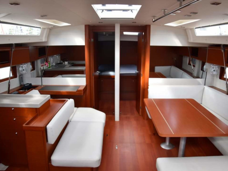 Oceanis 51.1 — photo 13