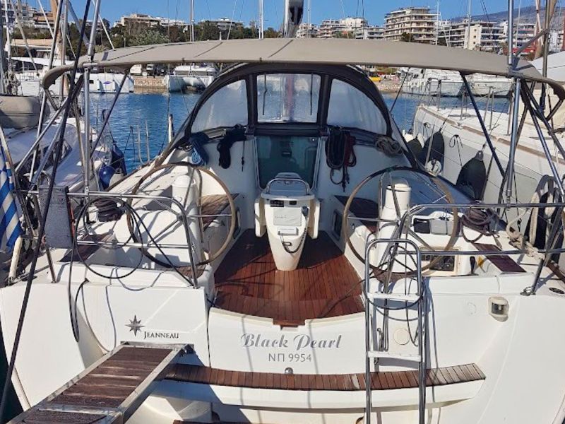 Sun Odyssey 42i — photo 1