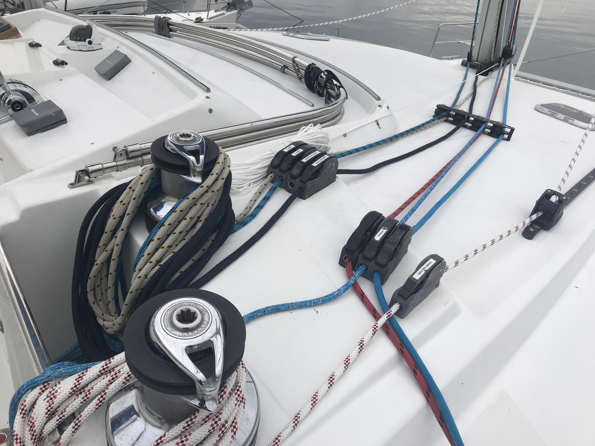 Lagoon 440 — photo 9