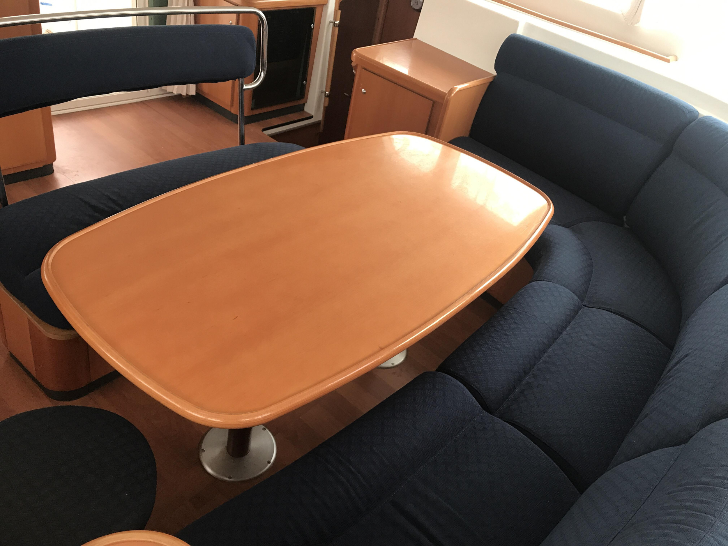 Lagoon 440 — photo 13