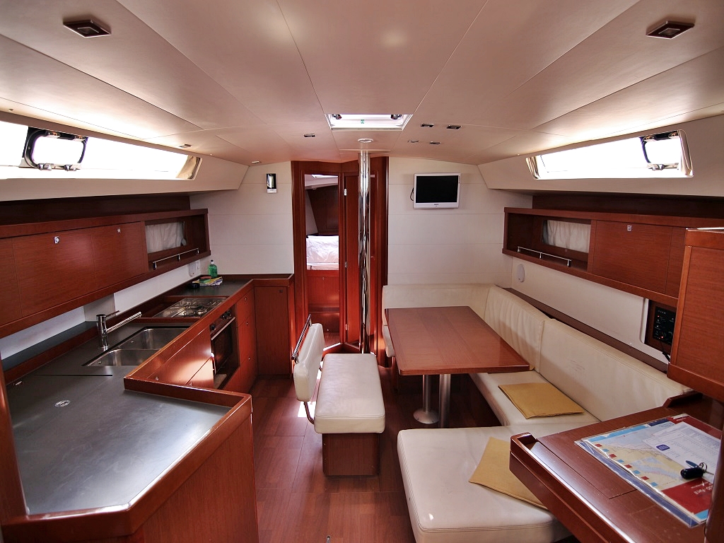 OCEANIS 45 BT — photo 9