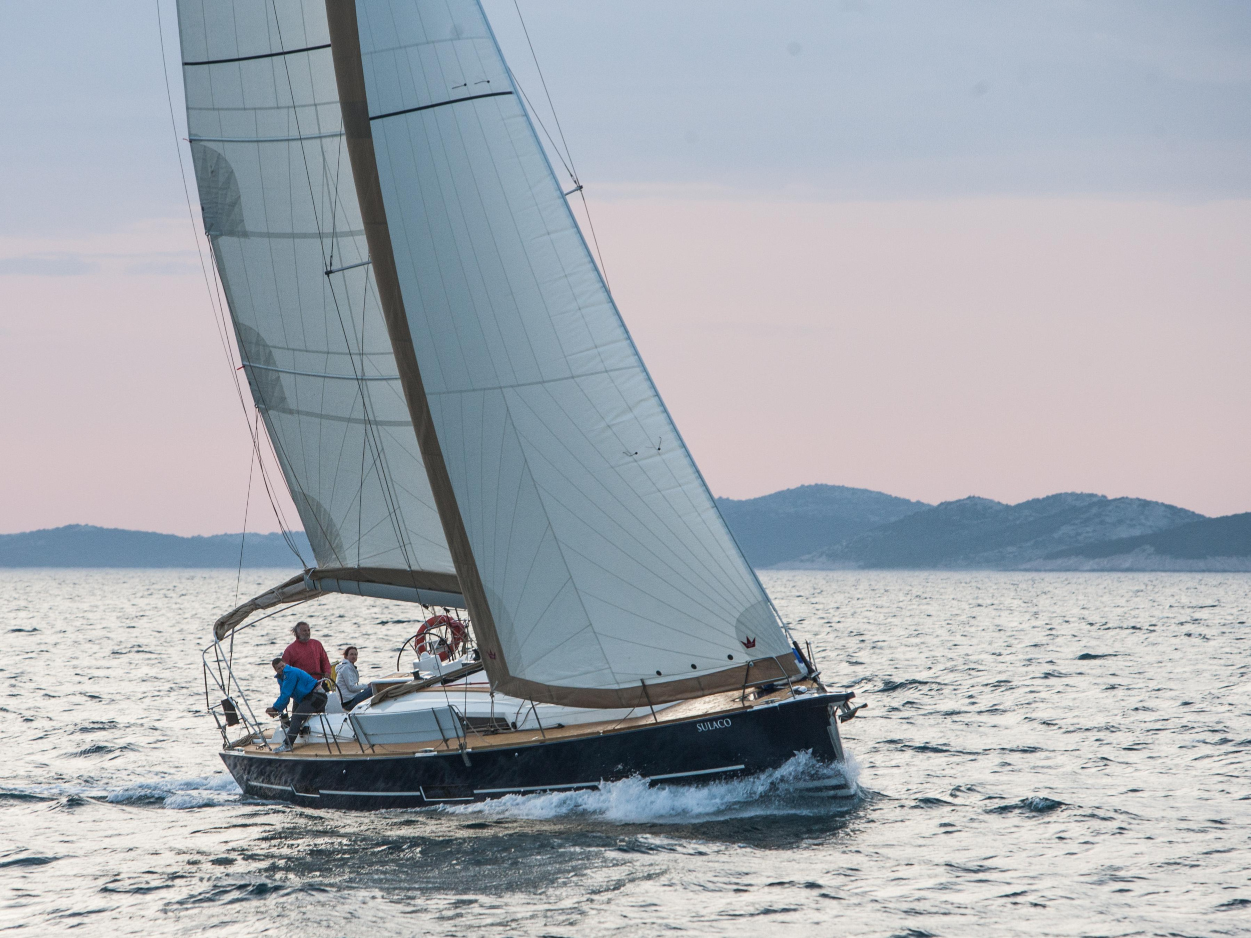 Dufour 460 Grand Large — photo 4