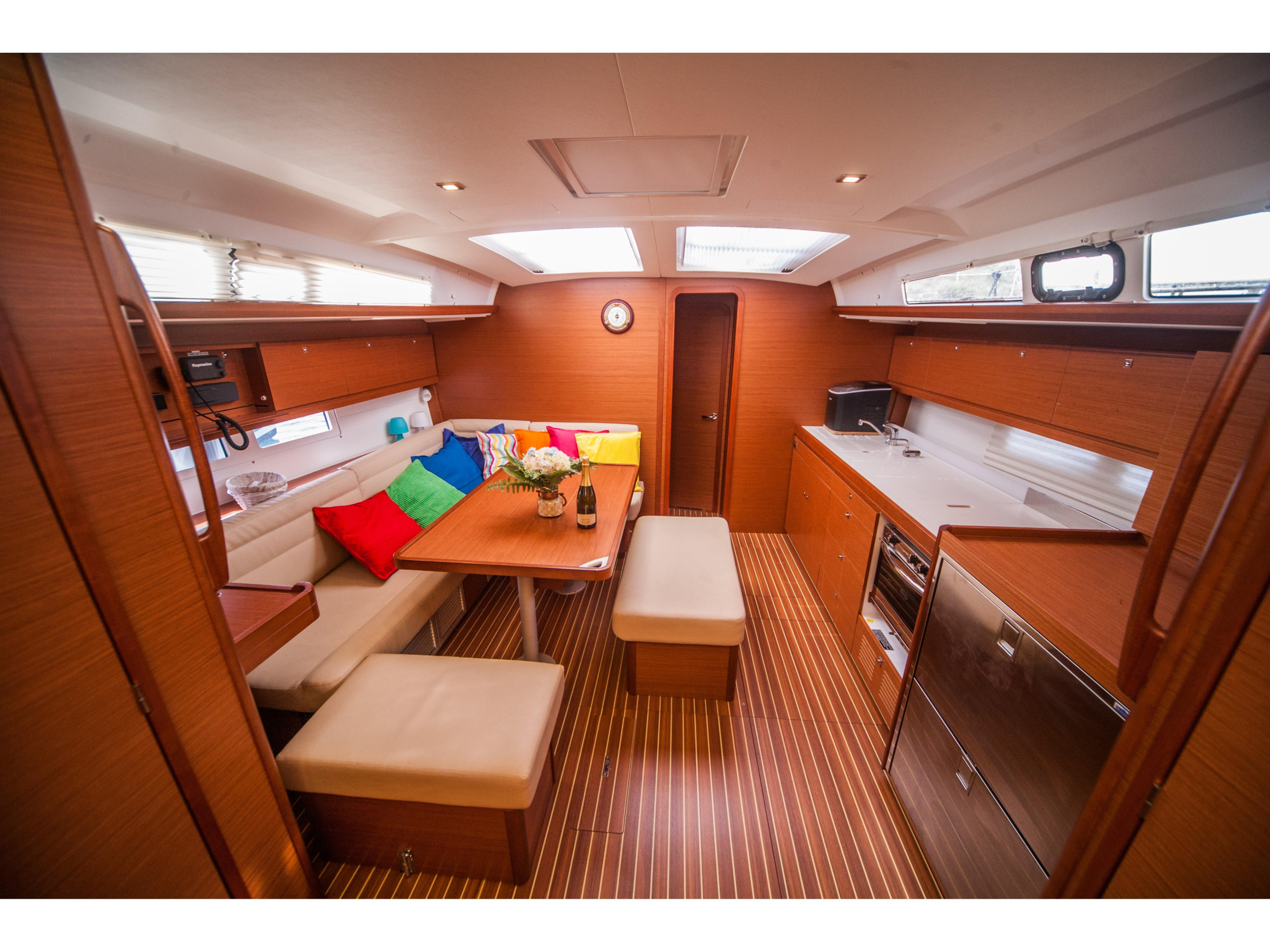 Dufour 460 Grand Large — photo 10