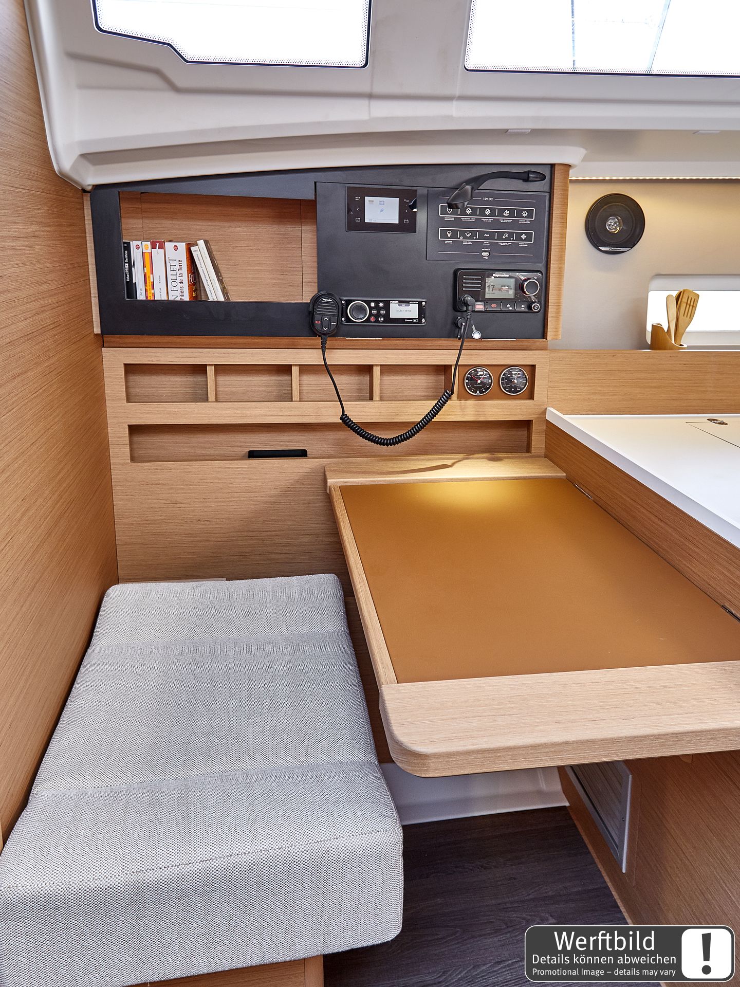 Sun Odyssey 410 — photo 5