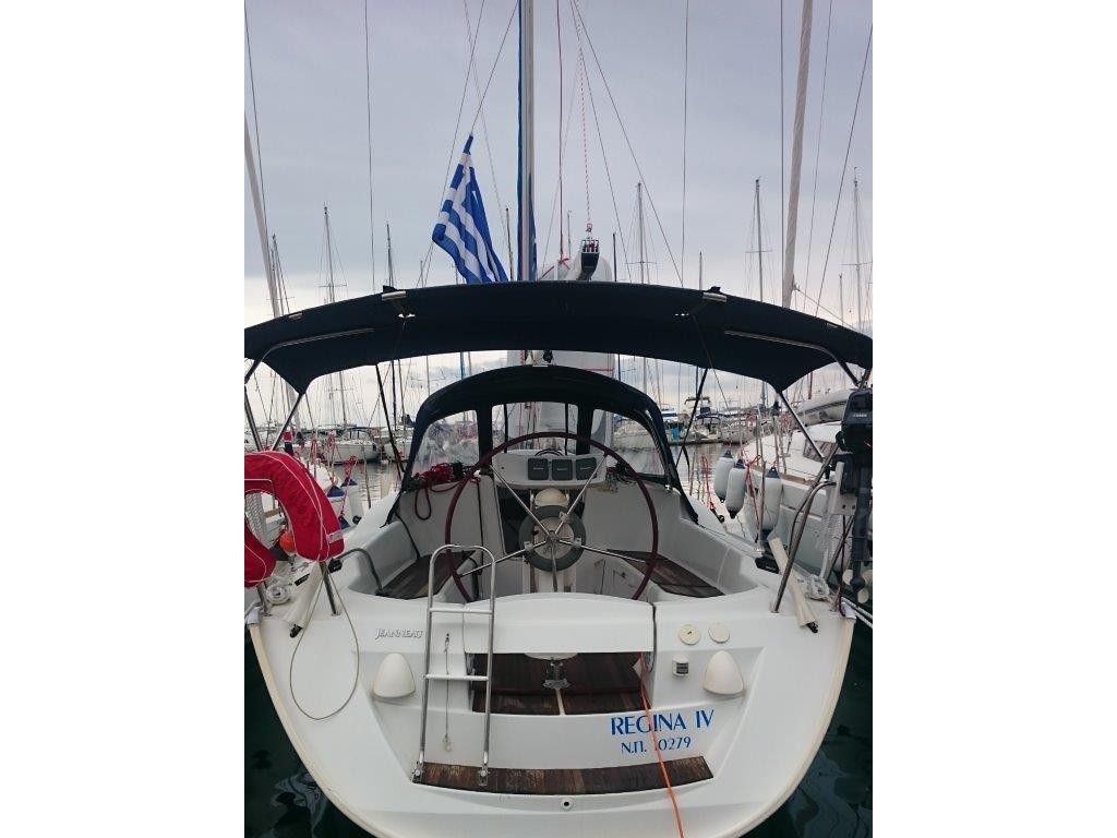 Sun Odyssey 32 i — photo 1