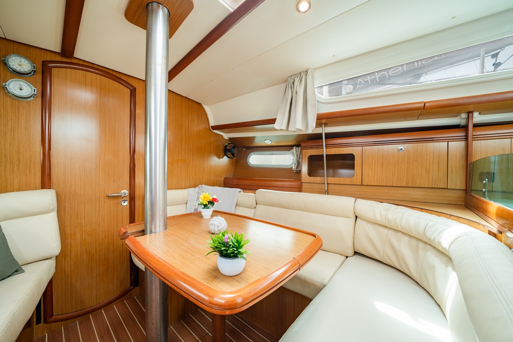 Sun Odyssey 36i — photo 8