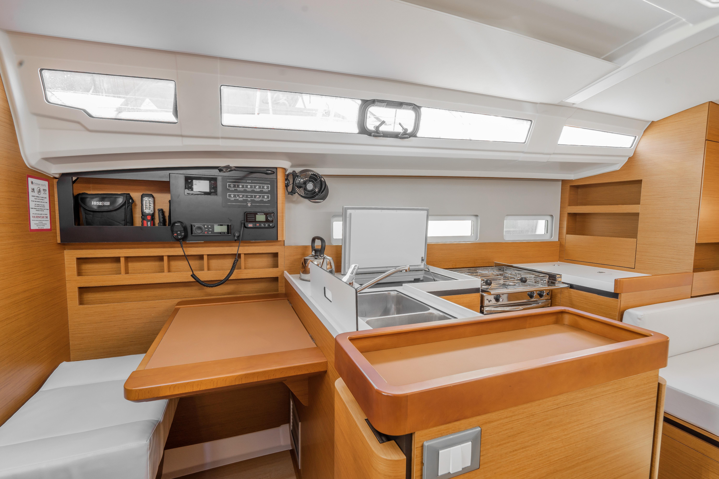 Sun Odyssey 410 — photo 6