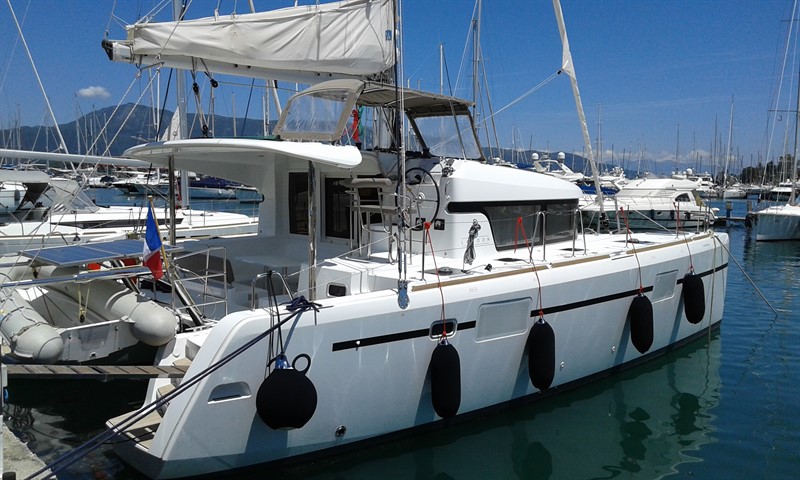 Lagoon 39 — photo 7