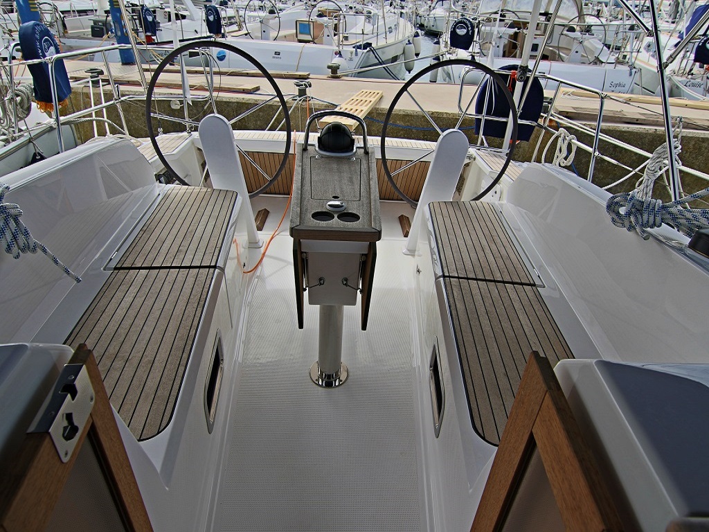 BAVARIA C 41 BT — photo 14