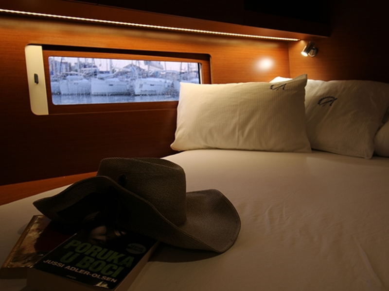 Oceanis 51.1 First Line — photo 8
