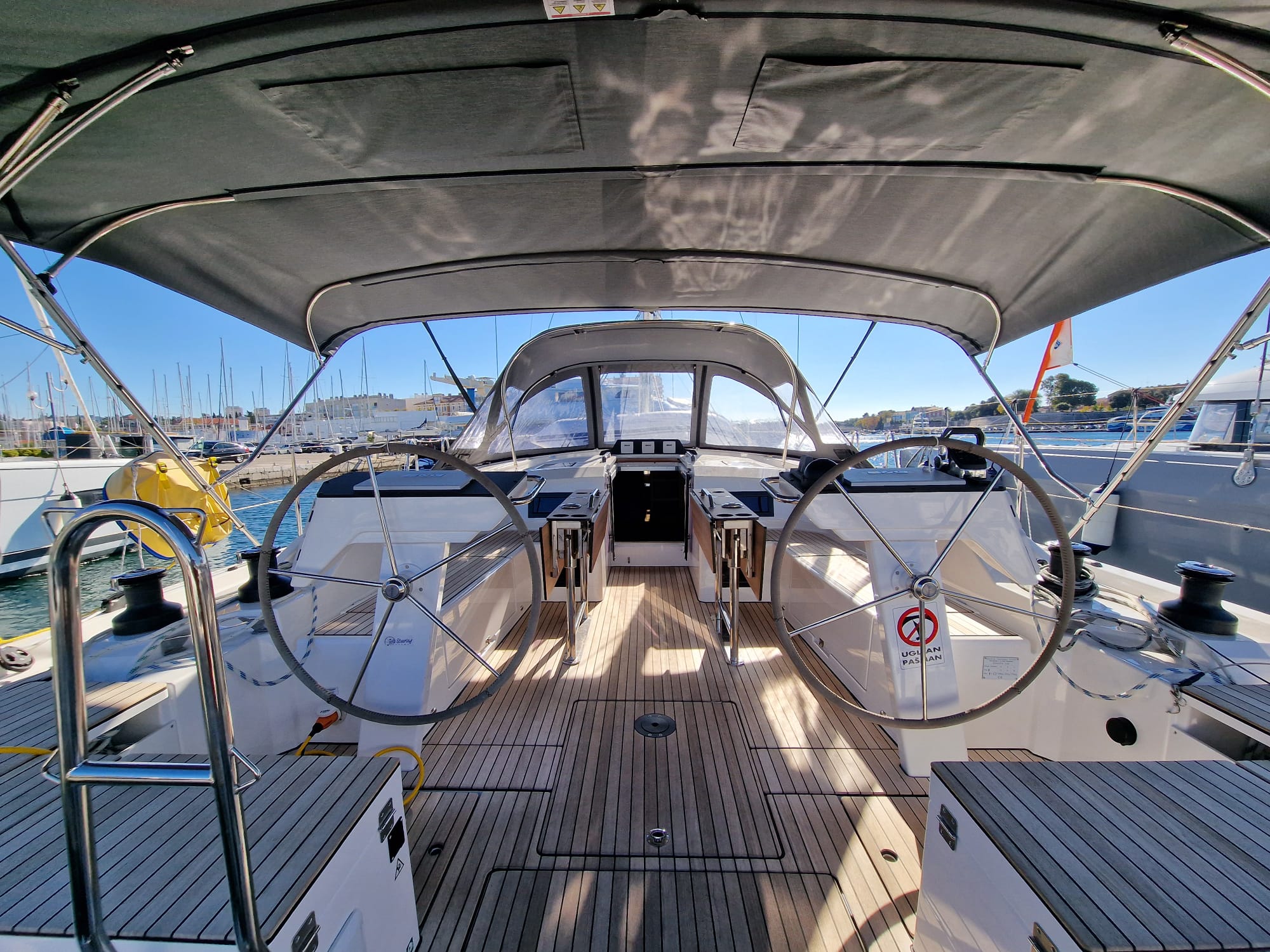 Bavaria C46 — photo 10