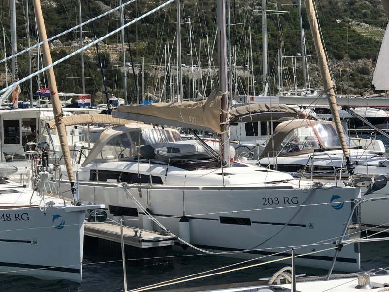 DUFOUR 410 — photo 445