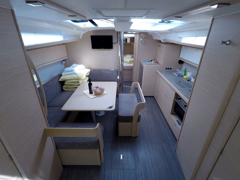 Dufour 430 GL — photo 16