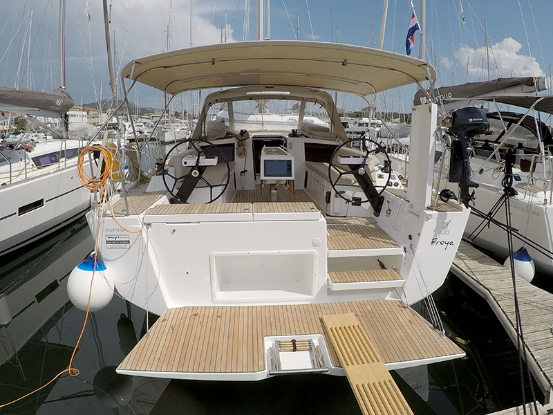 Dufour 430 GL — photo 8