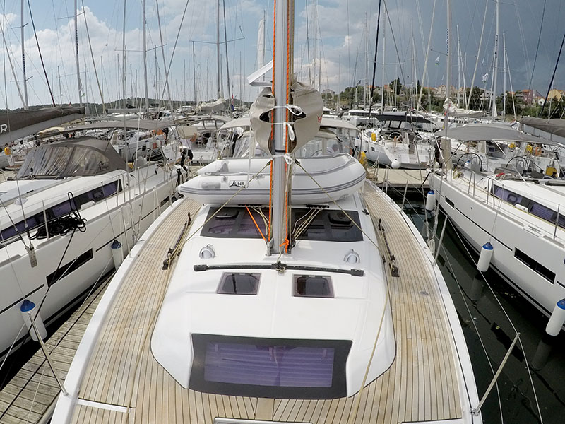 Dufour 430 GL — photo 26