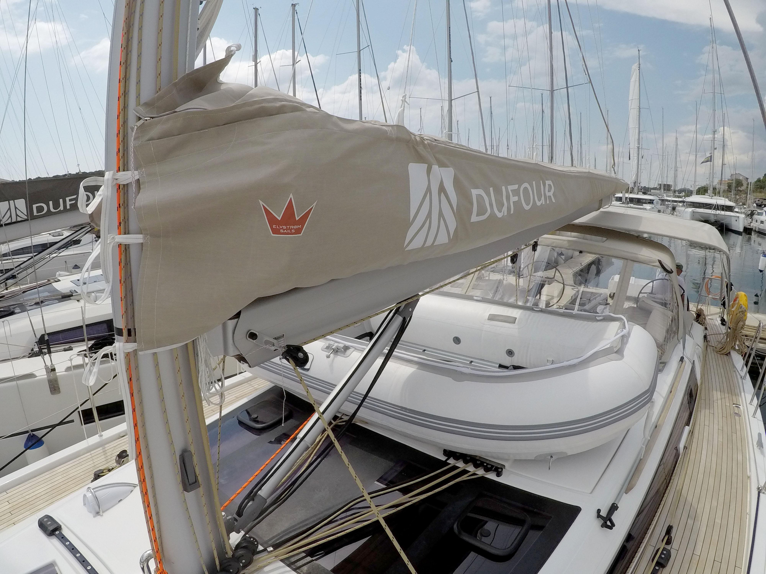 Dufour 430 GL — photo 25