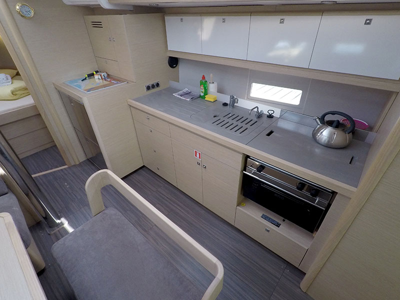 Dufour 430 GL — photo 3