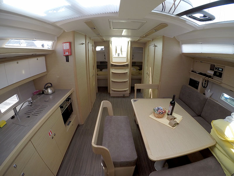 Dufour 430 GL — photo 13
