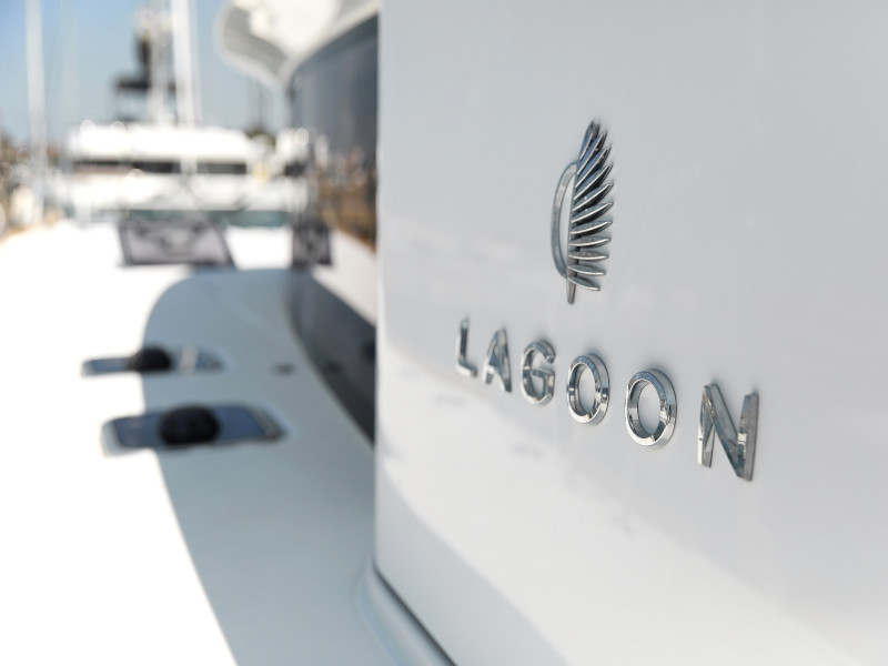 Lagoon 450 F — photo 23