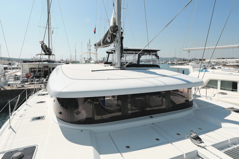 Lagoon 42 — photo 40