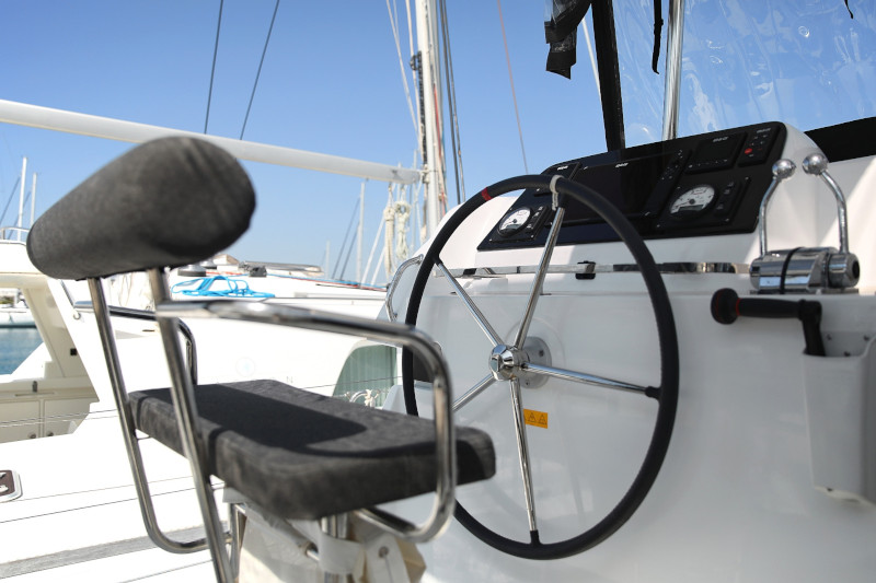 Lagoon 42 — photo 24