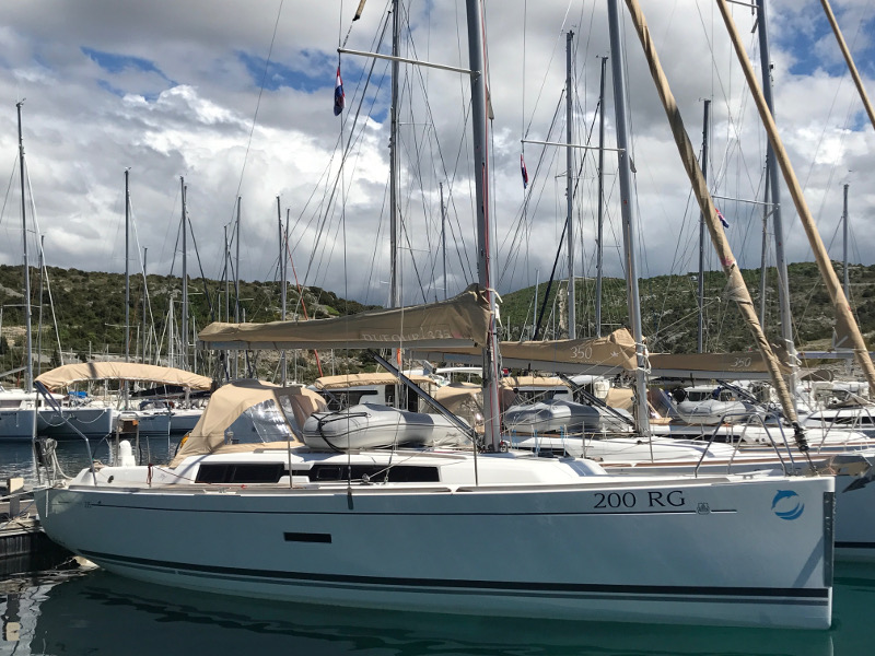 Dufour 335 Grand Large — photo 10