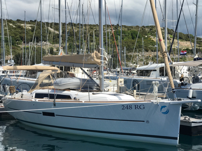 Dufour 350 Grand Large — photo 6