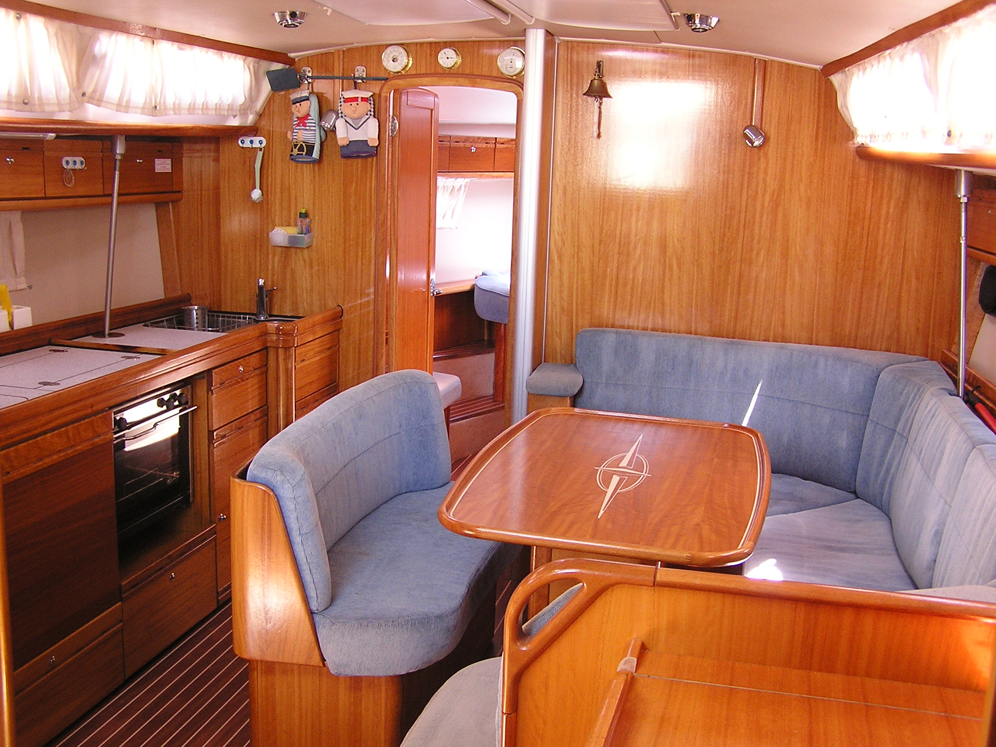 Bavaria 40 Cruiser — photo 7