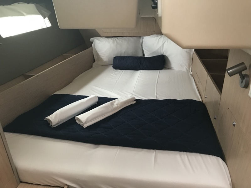 Oceanis 41.1 — photo 12