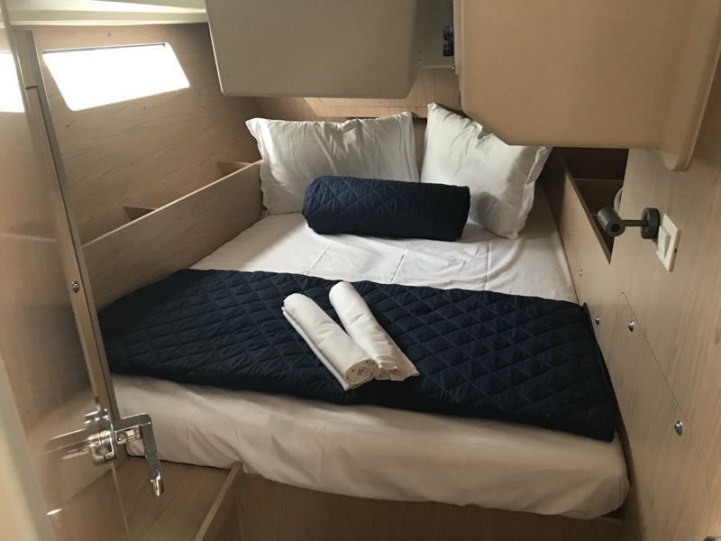 Oceanis 41.1 — photo 9