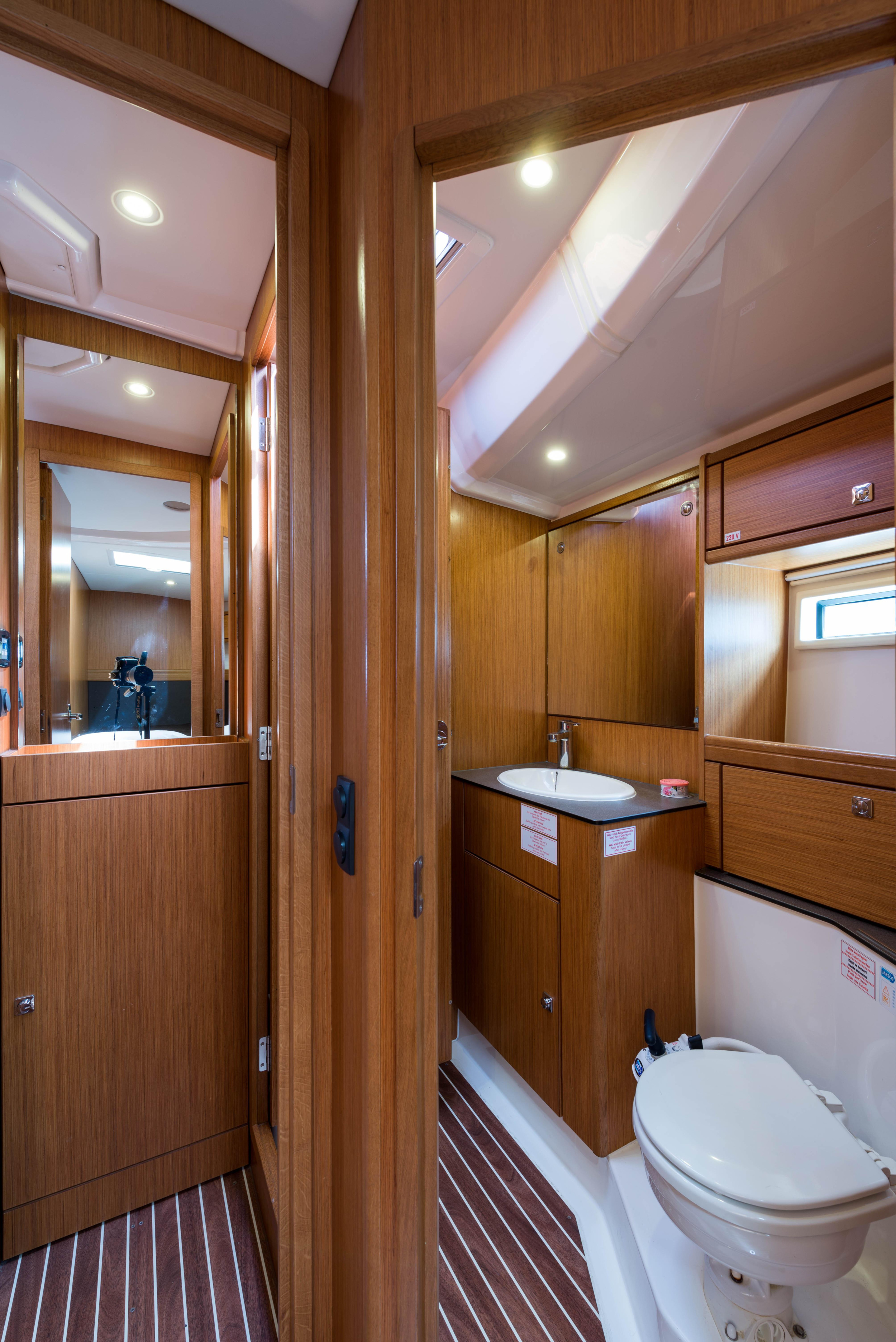 Bavaria Cruiser 56 — photo 26