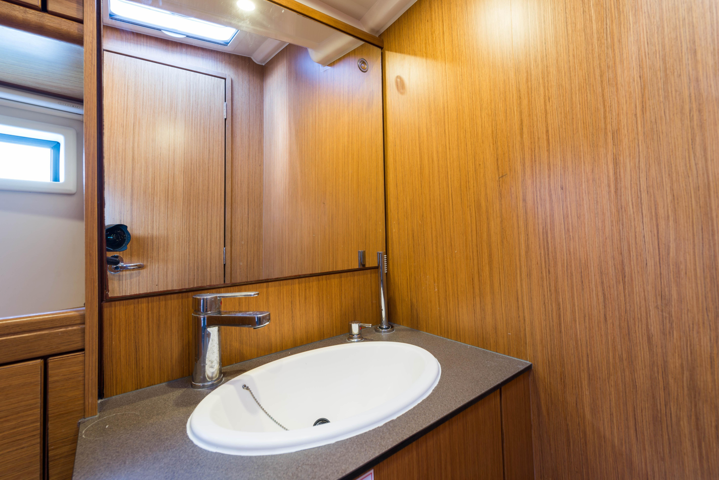 Bavaria Cruiser 56 — photo 63
