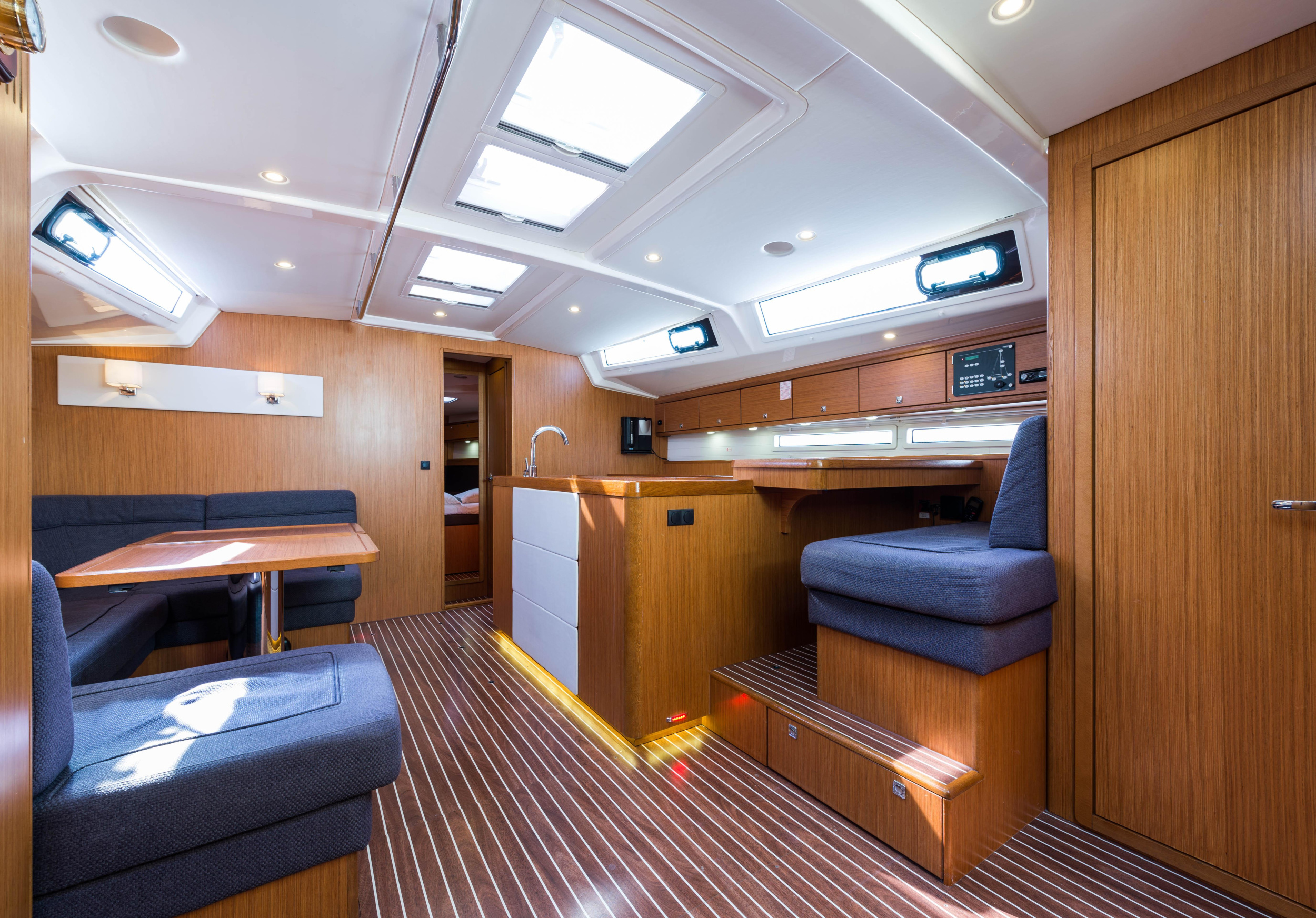 Bavaria Cruiser 56 — photo 31