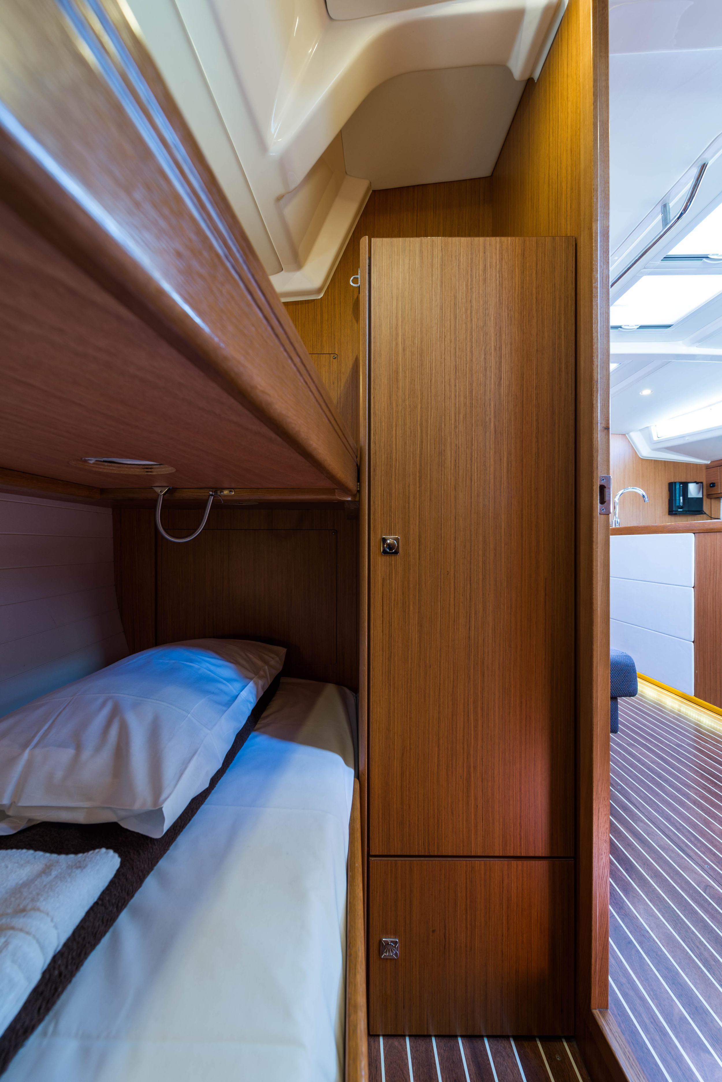 Bavaria Cruiser 56 — photo 40