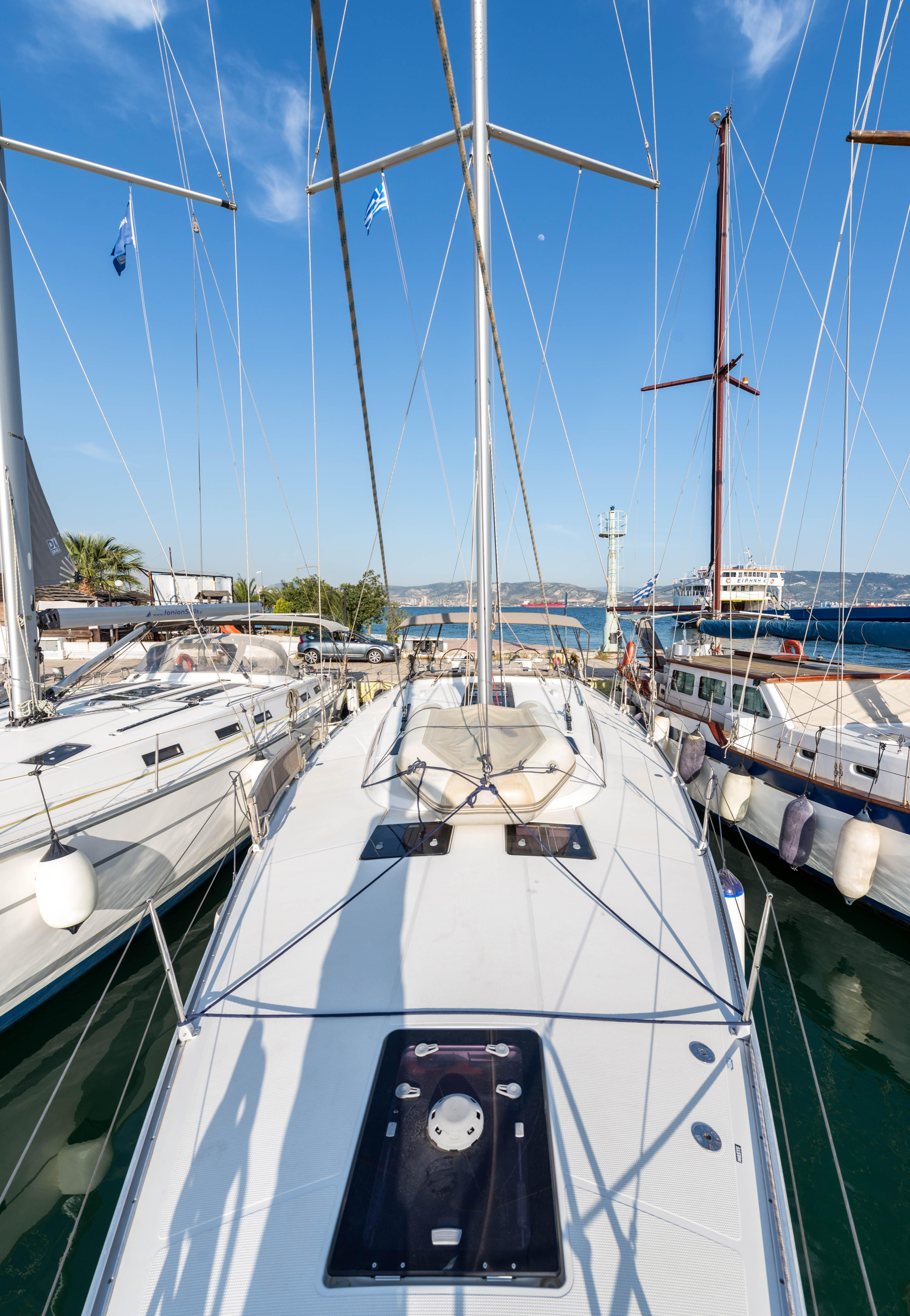 Bavaria Cruiser 56 — photo 24