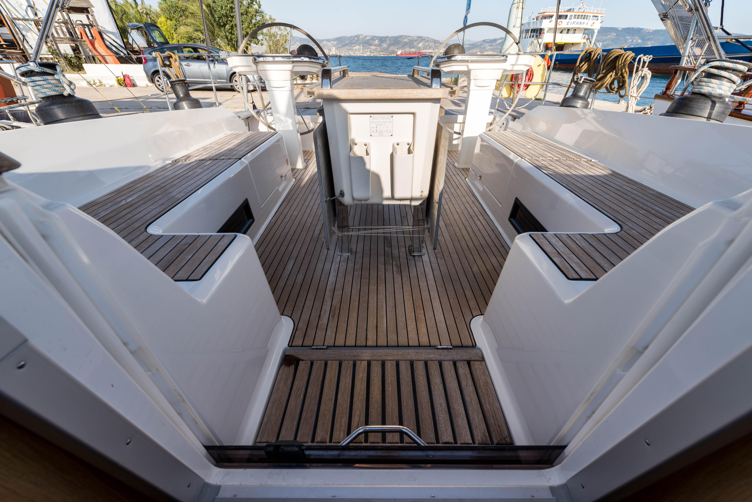 Bavaria Cruiser 56 — photo 38